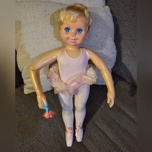 1989 My Pretty Ballerina  Doll